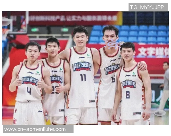 南京同曦迎战广州时代争夺篮球赛季关键胜利的精彩对决