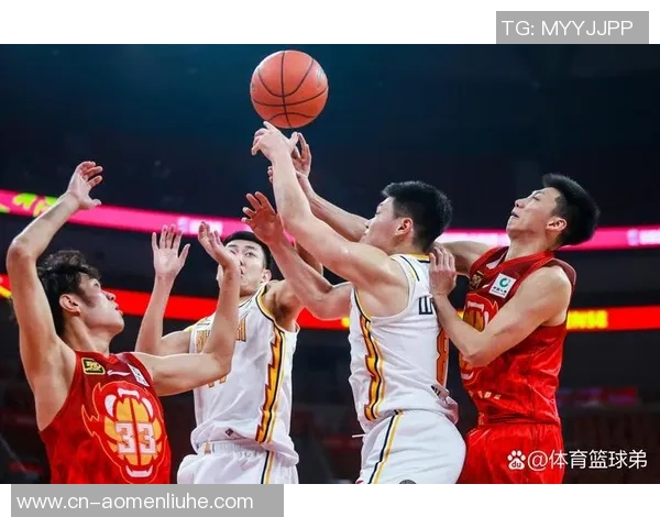 新疆男篮对决广东队精彩录像回顾分析全场精彩瞬间与战术解析